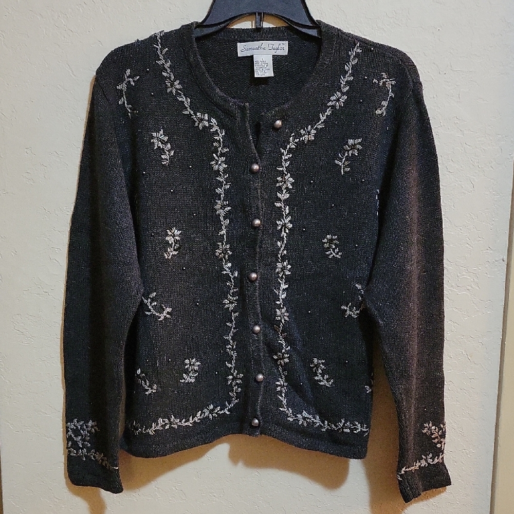 Elegant Dark Grey Floral Cardigan